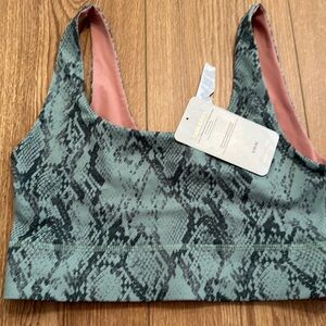 NWT fabletics green snake skin print sports bra